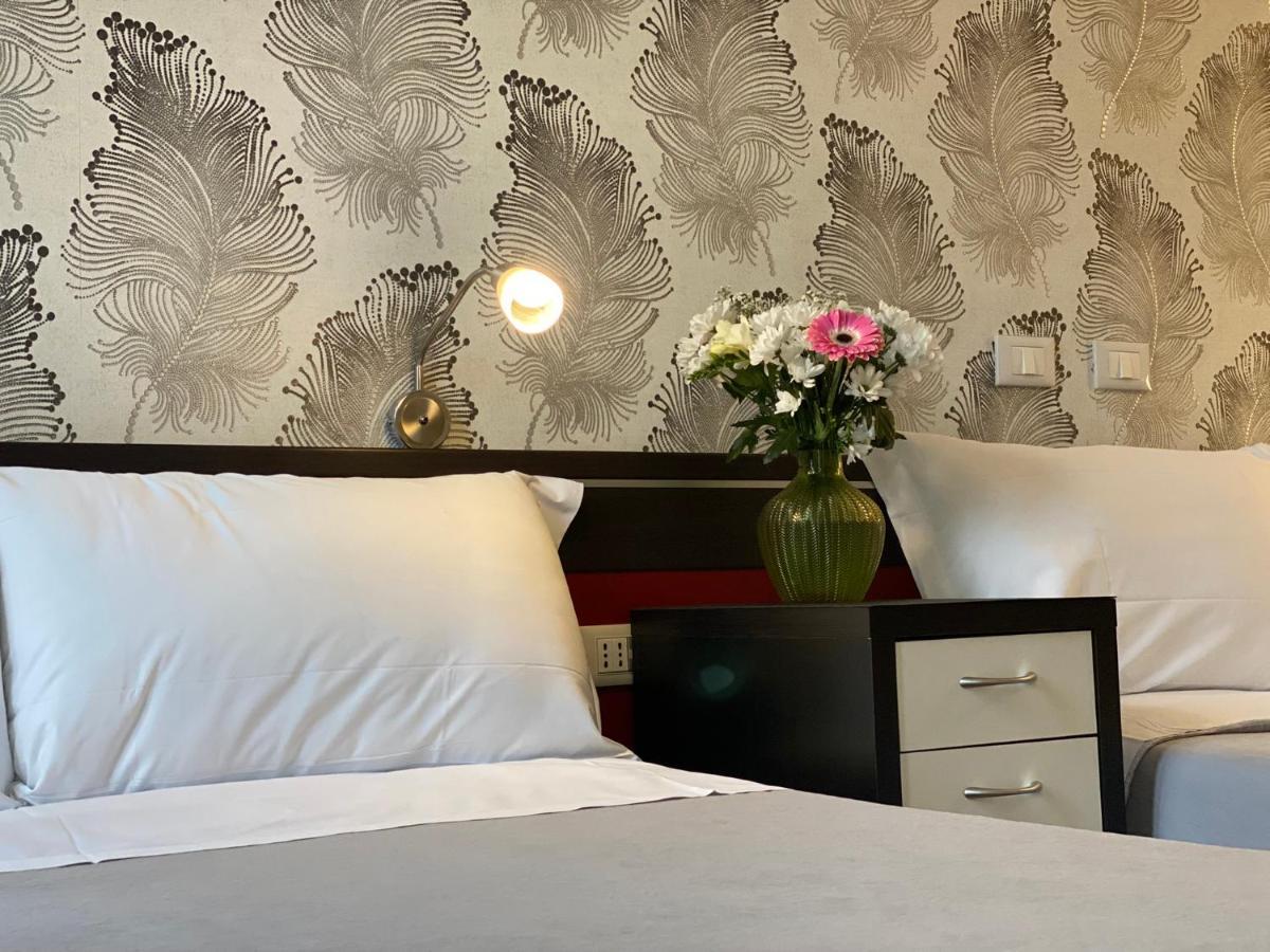 Hotel Rossovino Milano Bagian luar foto