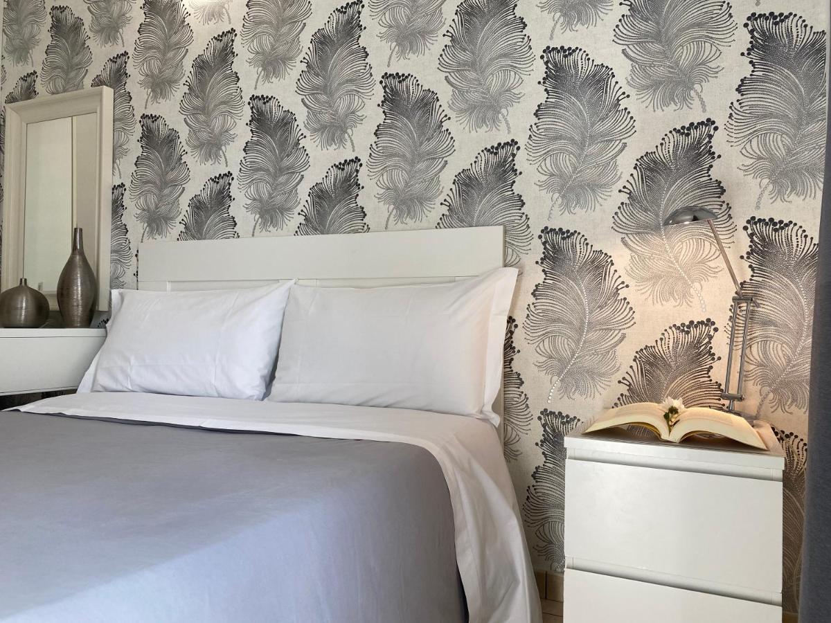Hotel Rossovino Milano Bagian luar foto